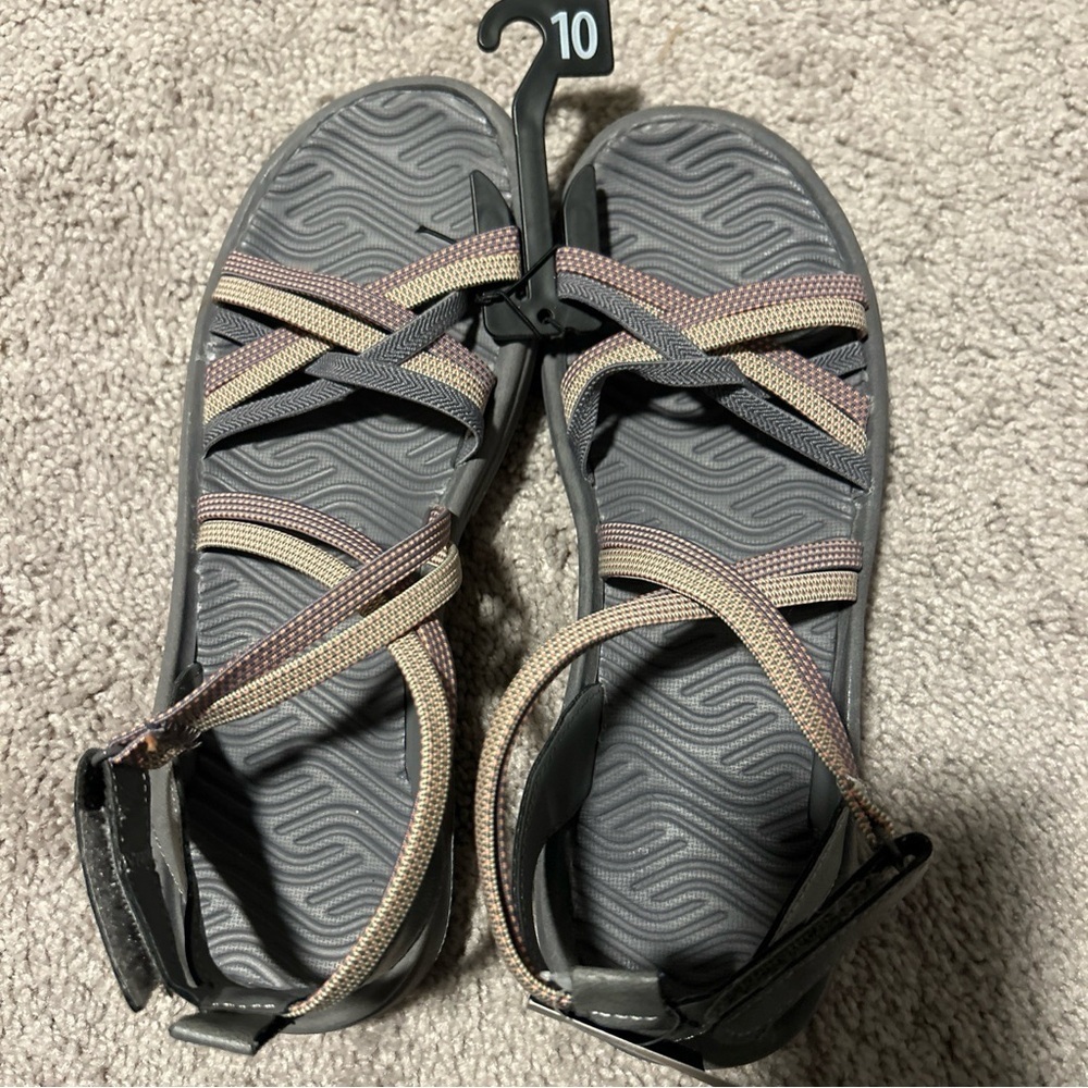 Athletic Works Women's Strappy River Flat Sandals Size 10